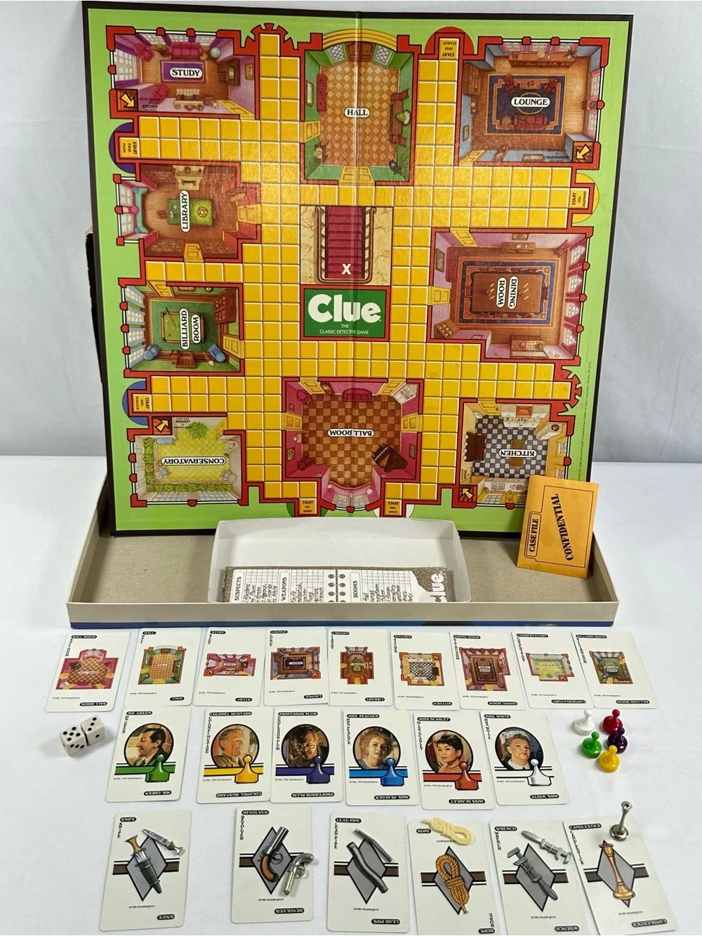 Parker Brothers Vintage CLUE Board Game 1992, Family Game Night Fun, Nostalgic